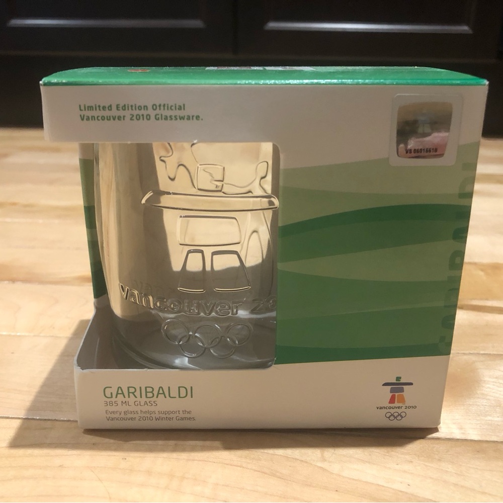 Vancouver 2010 Limited Edition Glass - Garibaldi